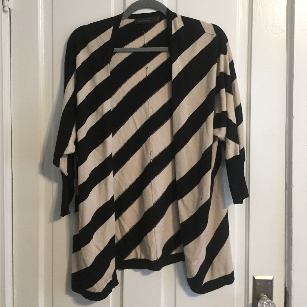 💥2 for $20💥 Limited Striped Cardigan